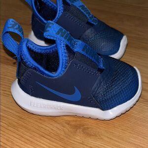 NIKE BABY BOYS FLEX RUNNER SHOES